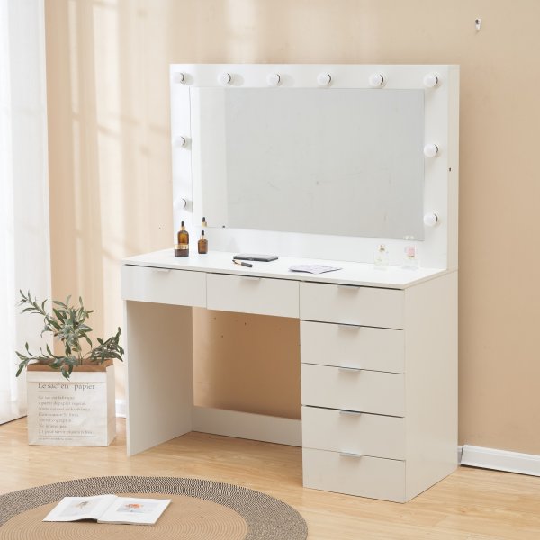 Sminkbord med spegel, belysning och förvaring + Textilvård för möbler Sminkbord med spegel, belysning och förvaring + Textilvård för möbler