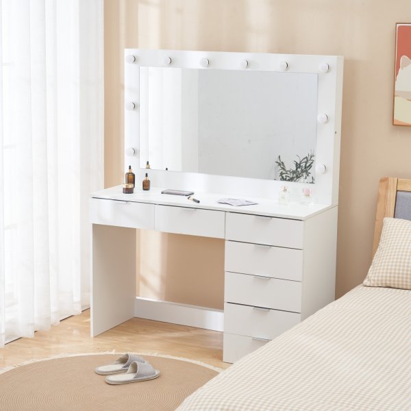 Sminkbord med spegel, belysning och förvaring + Textilvård för möbler Sminkbord med spegel, belysning och förvaring + Textilvård för möbler