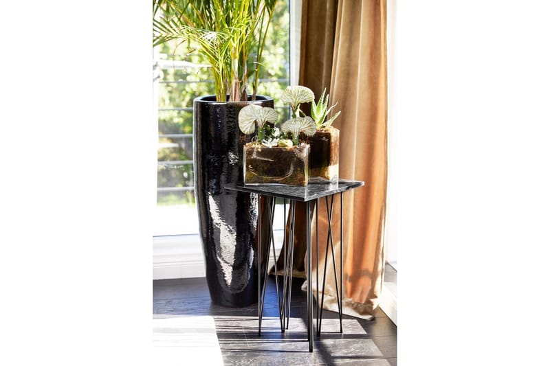 Stone Avlastningsbord 40 cm - Svart - Products - Möbler - Bord & matgrupp - Avlastningsbord & sidobord - Konsolbord & hallbord