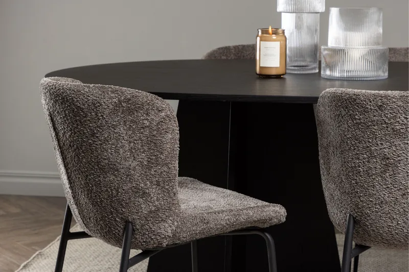 Bootcut Matgrupp 230 cm Oval med 6 Modesto stolar - Beige - Products - Möbler - Bord & matgrupp - Matgrupp