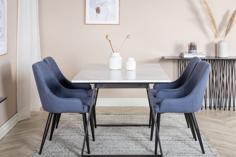 Estelle Matgrupp 140 cm Rektangulär med 4 Plaza stolar - Svart - Products - Möbler - Bord & matgrupp - Matgrupp