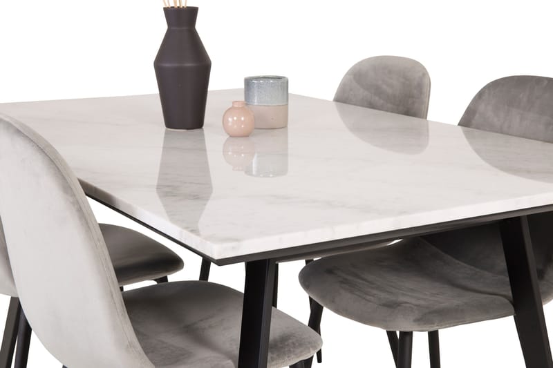 Estelle Matgrupp 140 cm Rektangulär med 4 Polar stolar - Svart - Products - M öbler - Bord & matgrupp - Matgrupp