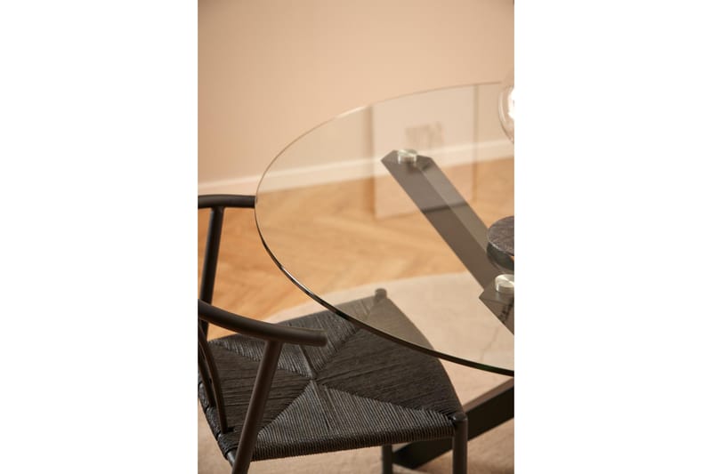 Ganesh Matbord 119 cm Rund - Klarfärgad - Products - Möbler - Bord & matgrupp - Matbord & köksbord