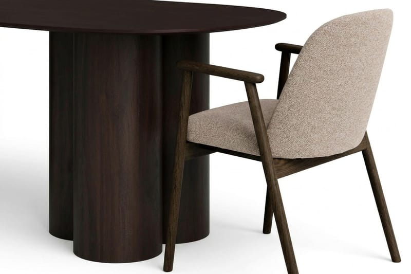 Juno Matgrupp rektangulärt 220 cm Svart med 8 Reciclar Matstolar - Svart - Products - Möbler - Bord & matgrupp - Matgrupp