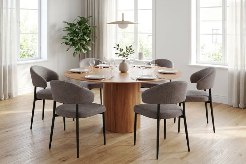 Juno Matgrupp runt 150 cm Ek med 6 Sawako Matstolar - Ek - Products - Möbler - Bord & matgrupp - Matgrupp