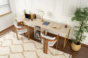 Hu Skrivbord 60x240 cm - Beige/Guld - Products - Möbler - Bord & matgrupp - Kontorsbord - Datorbord