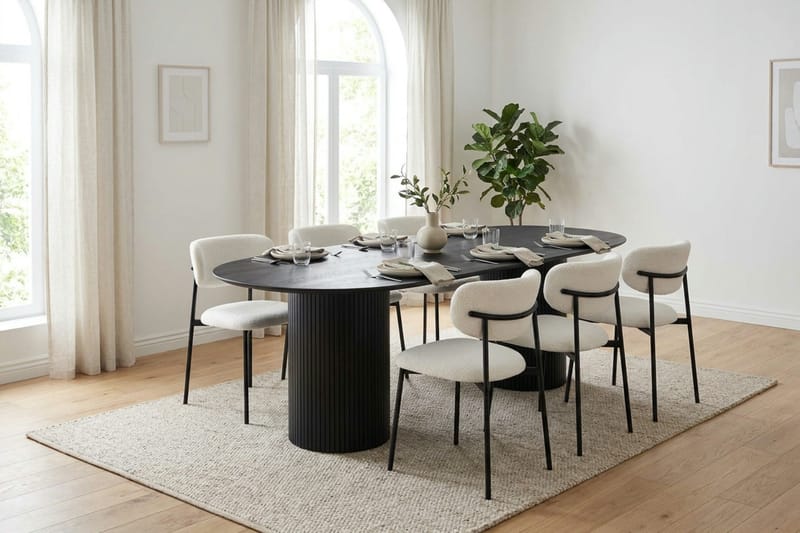Kopparbo Matgrupp oval 220 cm Svart med 8 Lucy Matstolar - Svart - Products - Möbler - Bord & matgrupp - Matgrupp