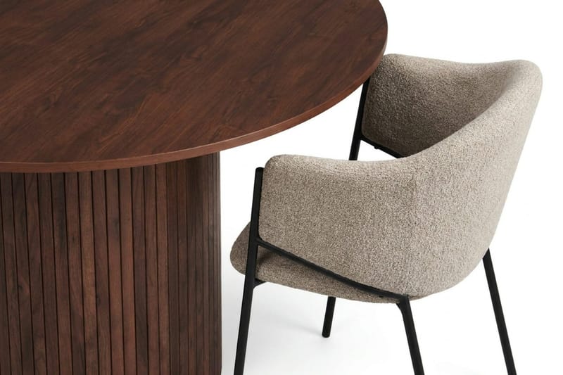 Kopparbo Matgrupp runt 110 cm Valnöt med 4 Filip Matstolar - Valnöt - Products - Möbler - Bord & matgrupp - Matgrupp