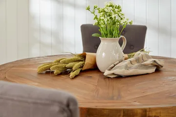 Lyon Matgrupp Rund med 4 st Viktoria Fåtölj - Trä/Vit/Grå - Products - Möbler - Bord & matgrupp - Matgrupp