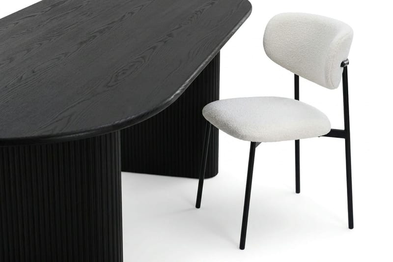 Noira Matgrupp rektangulärt 220 cm Svart med 6 Lucy Matstolar - Svart - Products - Möbler - Bord & matgrupp - Matgrupp