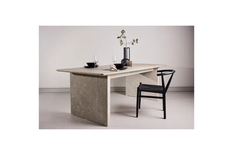 Rektangulärt matbord Vail - Products - Möbler - Bord & matgrupp - Matbord & köksbord