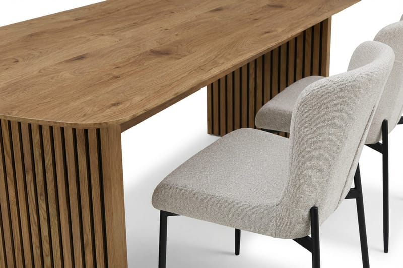 Richeto Matgrupp Ek 180 cm med 4 Elsie Matstolar - Ek/Vit - Products - Möbler - Bord & matgrupp - Matgrupp
