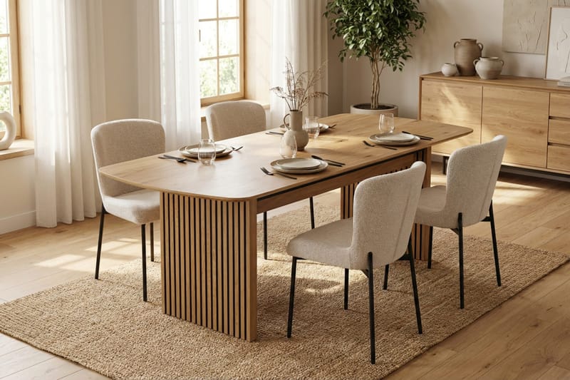 Richeto Matgrupp Ek 180 cm med 4 Elsie Matstolar - Ek/Vit - Products - Möbler - Bord & matgrupp - Matgrupp