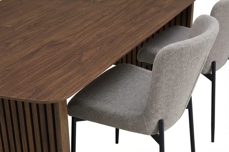 Richeto Matgrupp Rökt Ek 210 cm med 6 Elsie Matstolar - Rökt ek/Ljusgrå - Products - Möbler - Bord & matgrupp - Matgrupp