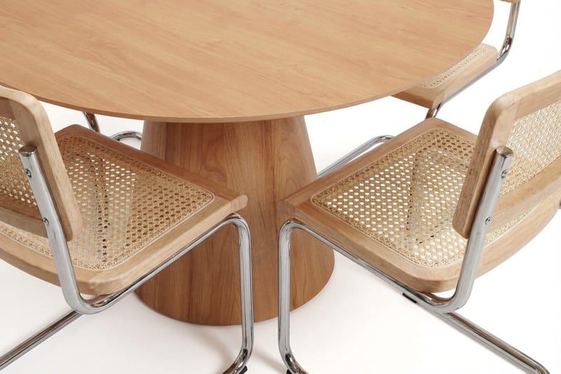 Siena Matgrupp runt 110 cm Ek med 4 Build Matstolar - Ek - Products - Möbler - Bord & matgrupp - Matgrupp
