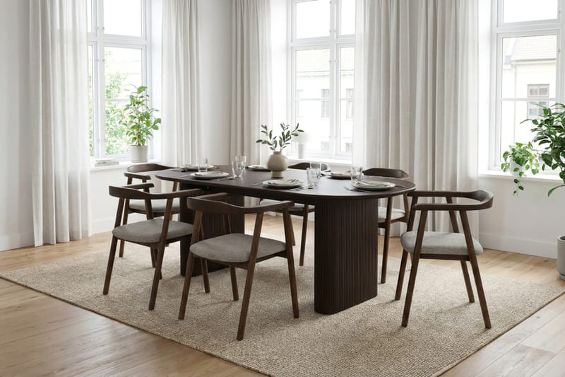 Jolie Matstol i trä med tygsits - Rökt ek - Products - Möbler - Fåtölj & stolar - Matstol & köksstol