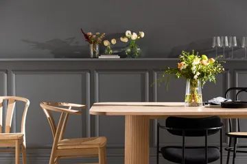 Otaki Karmstol - Oljad Ek/Brun - Products - Möbler - Fåtölj & stolar - Karmstol