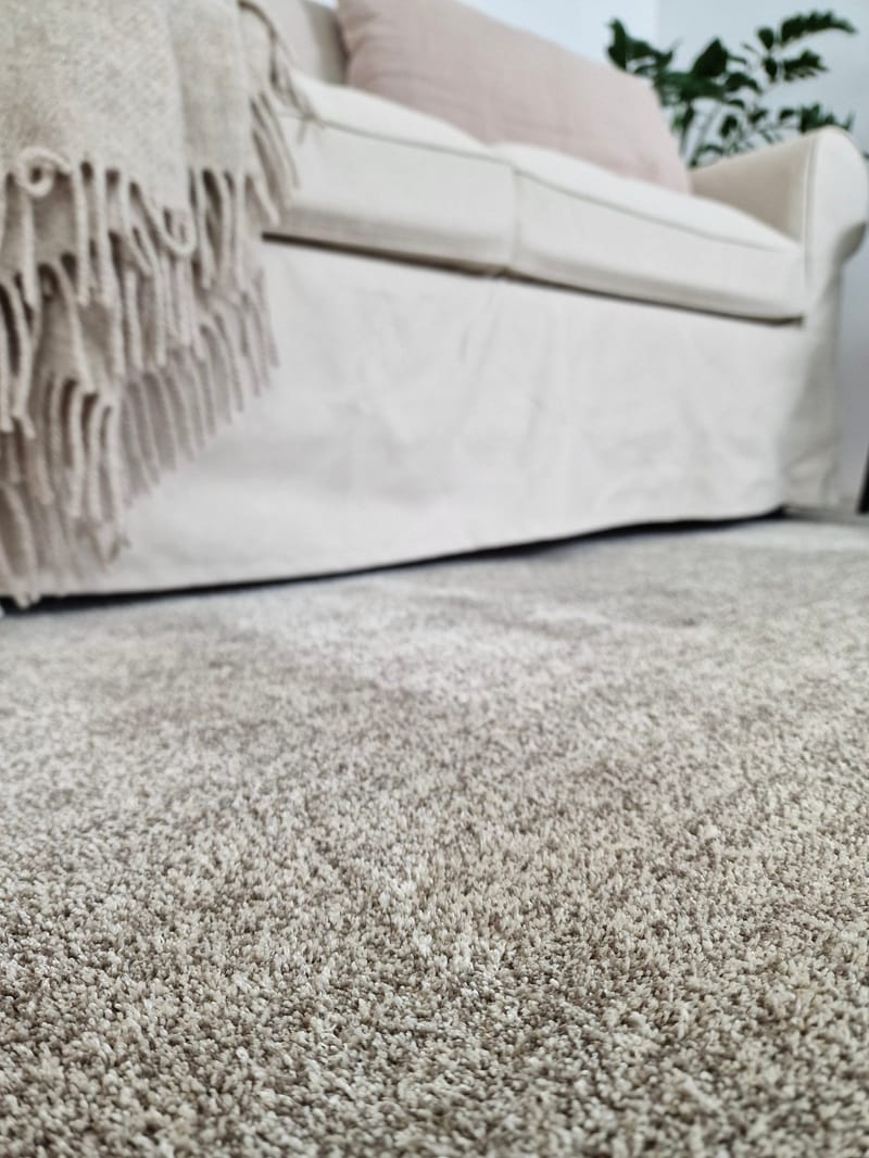 Feel Matta 240x340 cm - Linne - Products - Textil & mattor - Matta - Modern matta - Ryamatta