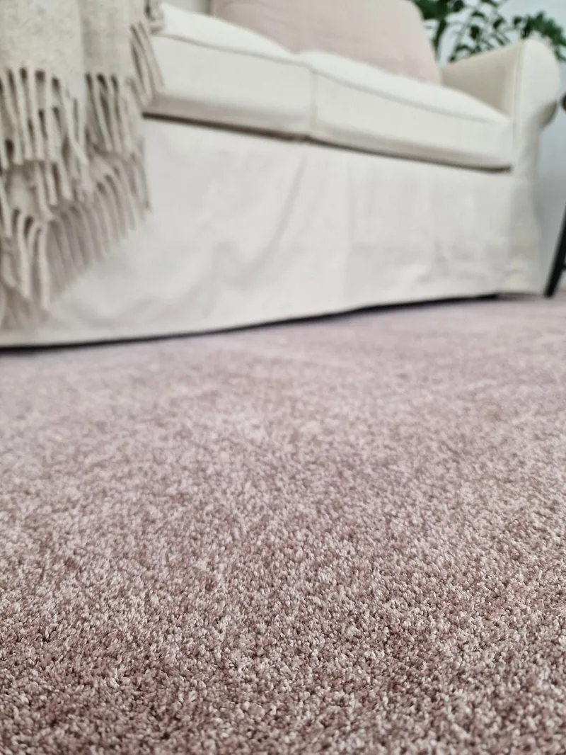 Feel Ryamatta 160x230 - Rosa - Products - Textil & mattor - Matta - Modern matta - Ryamatta