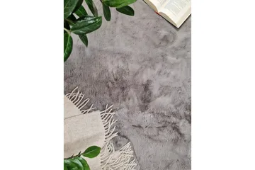 Heaven Ryamatta Antracit rund 160 - Antracit - Products - Textil & mattor - Matta - Modern matta - Ryamatta