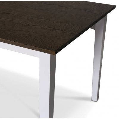 Skagen spisebordsst; spisebord 140 cm - Hvid/brunbejdset eg med 4 stk. Danderyd No.16 spisebordsstole Whitewash