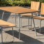 Mllan udendrsgruppe i teak: 2 stole med bnk og spisebord 120x80 cm
