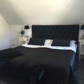 Kundebillede Sam sengegavl (væghængt) 180x70 cm - Sort (Tekstil)
